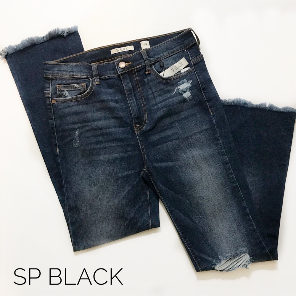 SP Black Distressed Straight Jeans w/Frayed Hems